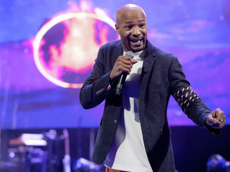 DANIEL WHYTE III SAYS KEION HENDERSON’S CHURCH BUILDING IN HOUSTON, TEXAS, BEING DESTROYED BY GOD ALMIGHTY THROUGH BERYL IS A “CAUTIONARY TALE” WARNING TO KEION, OTHER HOUSTON PASTORS, AND TO THE LARGER EVANGELICAL-CHARISMATIC-PROTESTANT WORLD!