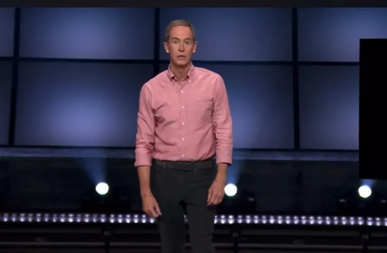 WATCH! SAD! THE DEVIL IS A LIE! THE DEFEATED, DOWN-FOR-THE-COUNT, HOMOSEXUAL-AFFIRMING, HERETIC ANDY STANLEY LIES AND CALLS HIMSELF A “CONSERVATIVE” PREACHER . . .