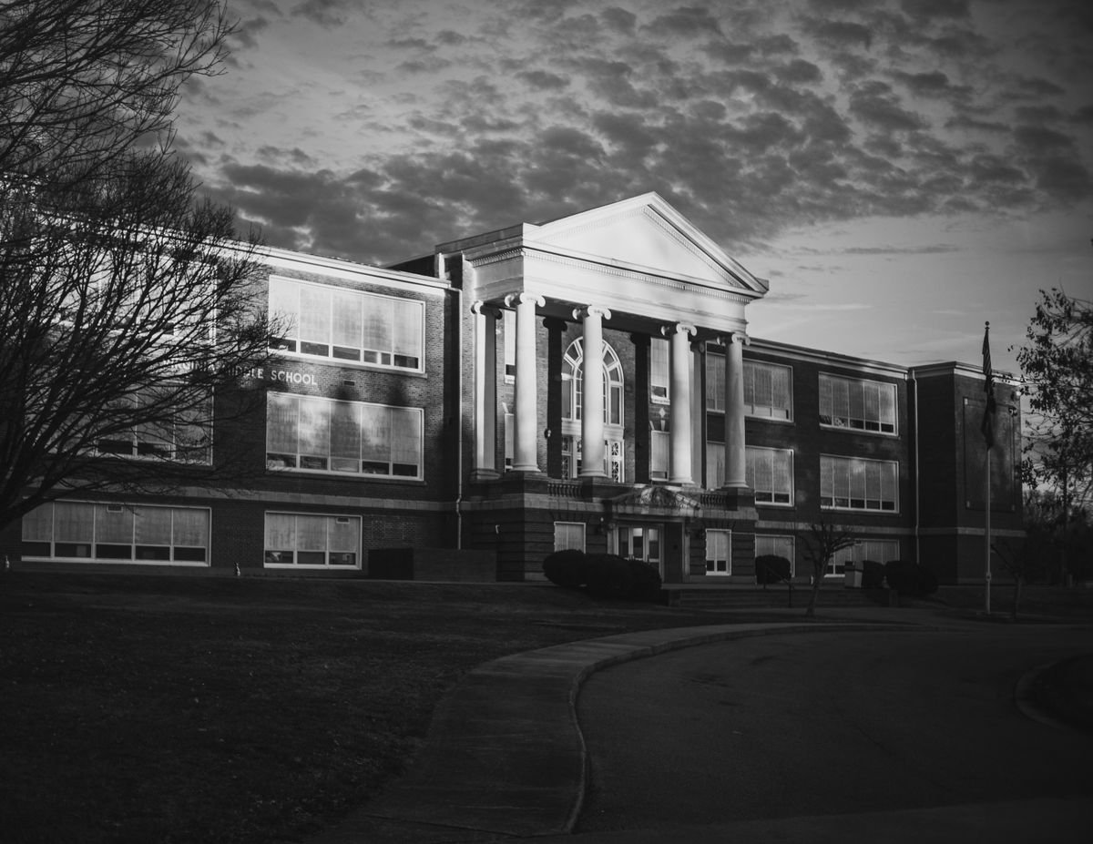 Breaking News: This is a Praying Time: Another tragic shooting at an Elementary school in America.