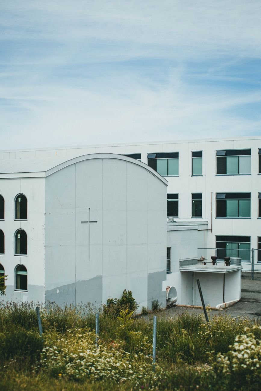 Calvary Chapel Costa Mesa Agrees to $12 Million Settlement With Woman Who Says Wrestling Coach Pastor Raped Her Repeatedly